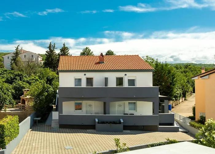 Family-friendly With Swimming Pool Soline, Krk - 9715 Apartman *