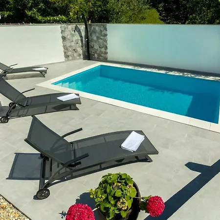 Family-friendly With Swimming Pool Soline, Krk - 9715 아파트 Dobrinj