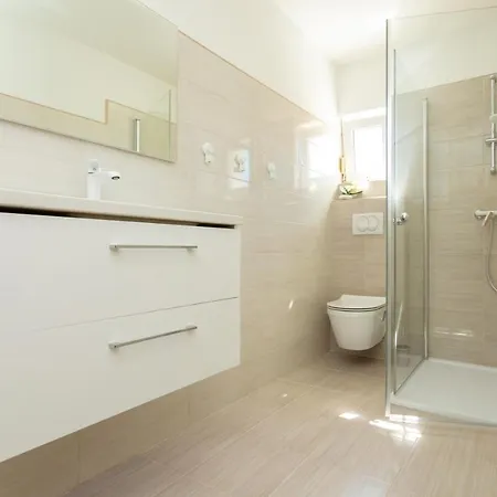 Family-friendly With Swimming Pool Soline, Krk - 9715 * Dobrinj